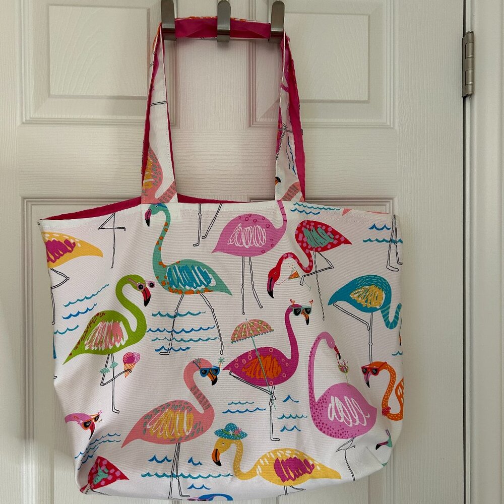 Beach Bag with Flamingo Pattern Roomy Inside Pockets Foldable